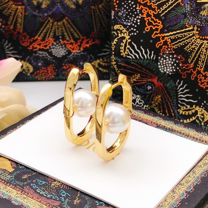 chr1st1an D10r earrings